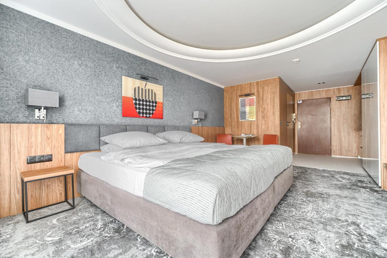 City Apartments - Mlynska 49 コシャリン エクステリア 写真