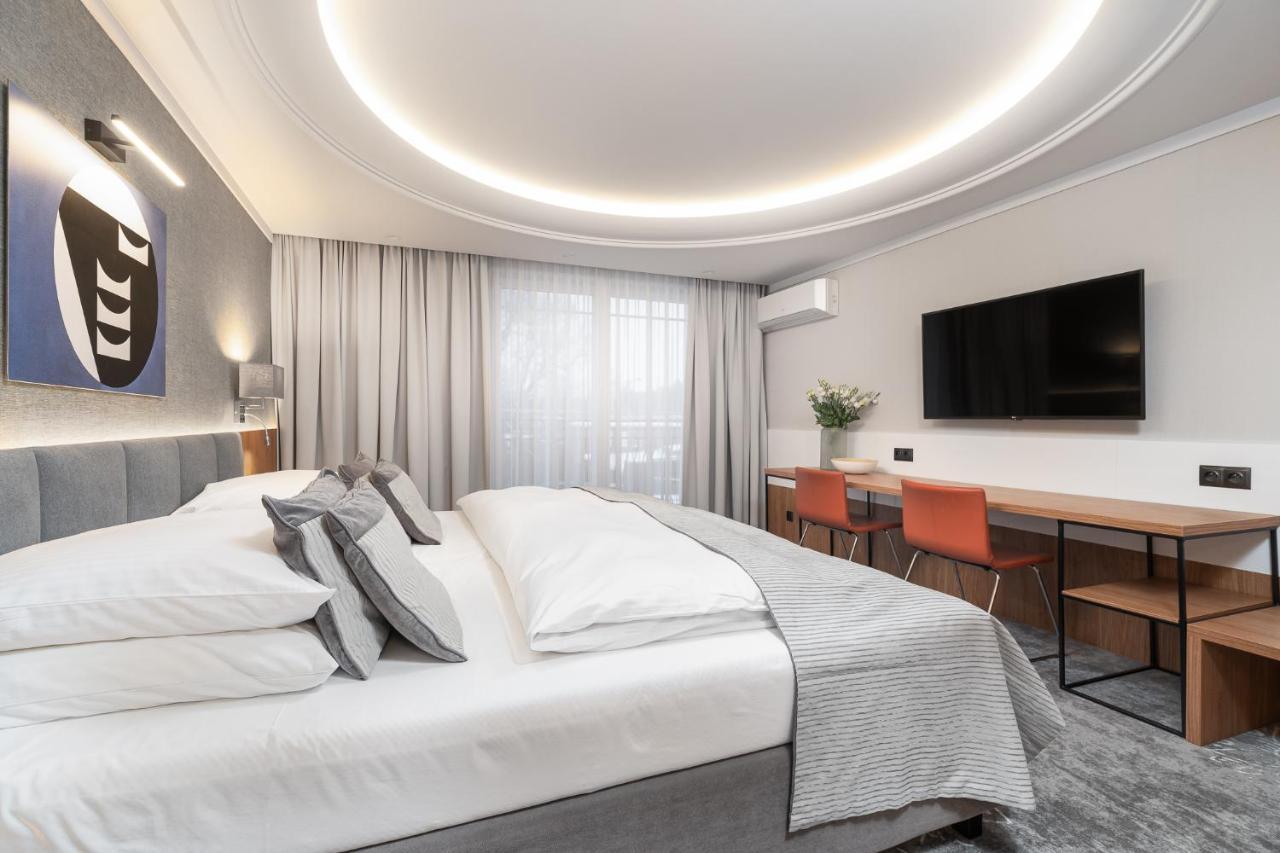 City Apartments - Mlynska 49 コシャリン エクステリア 写真